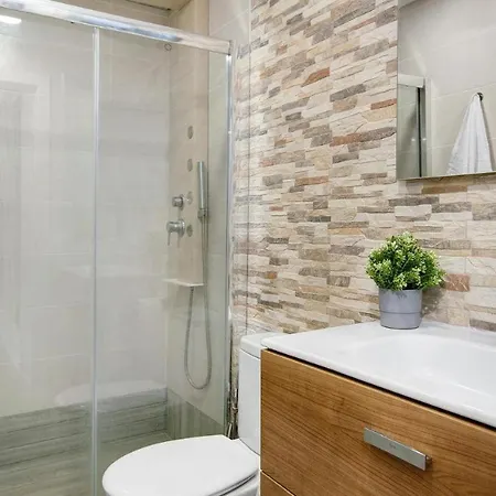 Luxury Las Mesas Apartment